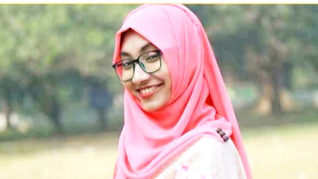রাবি সুইমিংপুলে মর্মান্তিক মৃত্যু! সাঁতার অনুশীলনের সময় প্রাণ হারালেন ছাত্রী সায়মা হোসাইন