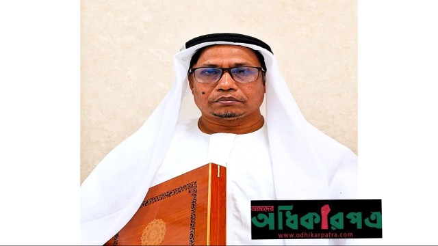 হিজাব নিয়ে কটূক্তির প্রতিবাদে ‘ইসলামি লেবাসে’ ক্লাস নিলেন রাবি অধ্যাপক