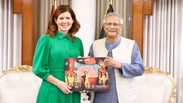 আওয়ামী লীগ নির্বাচনে অংশ নিতে পারবে না”—যুক্তরাজ্যের মন্ত্রীকে জানালেন প্রধান উপদেষ্টা! দেশে নতুন রাজনৈতিক আলোচনার ঝড়