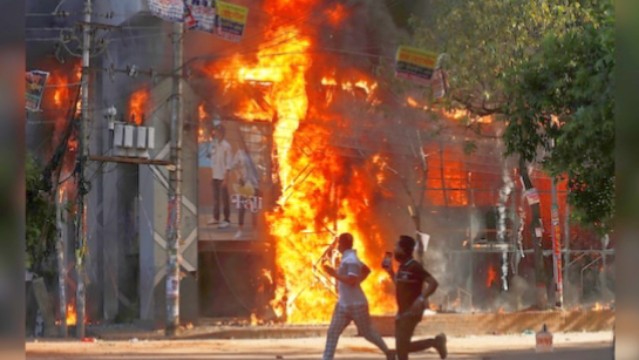 ভারতের সঙ্গে সম্পর্ক অটুট রাখতে বড় সিদ্ধান্ত! ৫০ হাজার টন চাল আমদানিতে সম্মত বাংলাদেশ