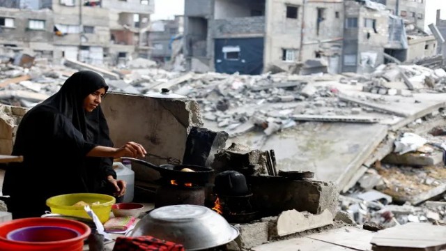 ইসরায়েলের এনজিও নিষেধাজ্ঞা কার্যকর: গাজায় মানবিক বিপর্যয়ের আশঙ্কা, বিশ্বজুড়ে নিন্দার ঝড়