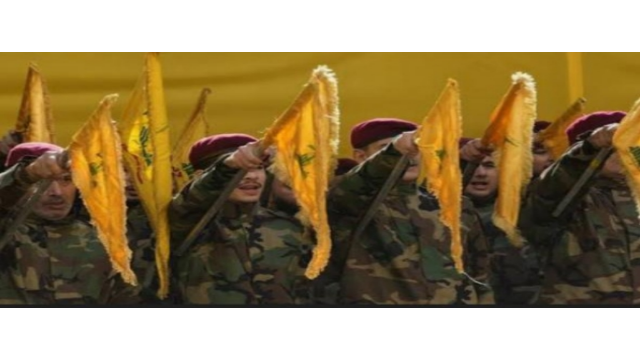 হিজবুল্লাহর অস্ত্র সংবরণ ও ইসরায়েলি হামলা: চরম উত্তেজনায় লেবাননের ভবিষ্যৎ কী?