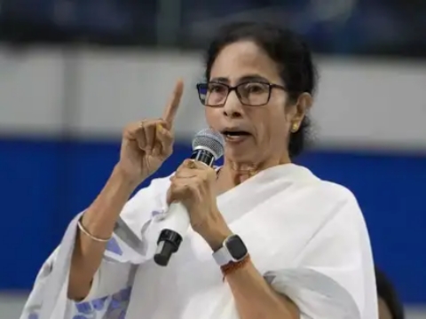 এখনও পরাজয় মেনে নিতে প্রস্তুত নন মমতা বন্দ্যোপাধ্যায়