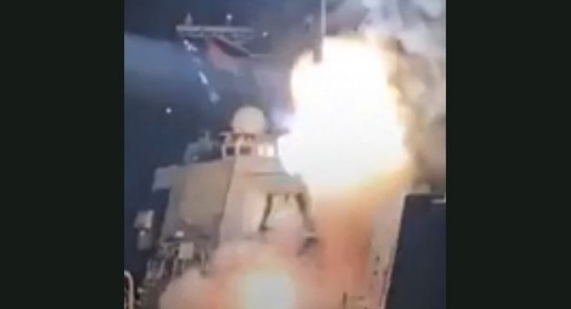 মাঝরাতে আকাশে আগুনের গোলা! নাইজেরিয়ায় মার্কিন হামলায় আতঙ্কিত গ্রামবাসী: ‘মনে হচ্ছিল দিন হয়ে গেছে