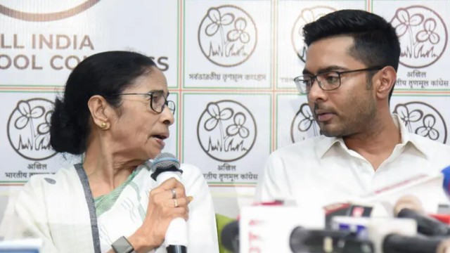 ভরাডুবির পর তৃণমূলে ক্ষোভ: অভিষেক ব্যানার্জি ও আইপ্যাকের বিরুদ্ধে বিস্ফোরক অভিযোগ