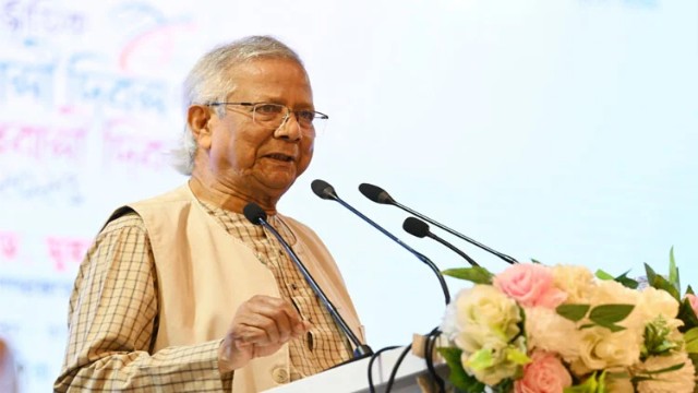 বিদেশে কর্মী পাঠানো, দালাল চক্র, প্রবাসী কর্মসংস্থান সংকট ও তরুণ জনশক্তি নিয়ে কড়া বার্তা প্রধান উপদেষ্টা অধ্যাপক মুহাম্মদ ইউনূসের