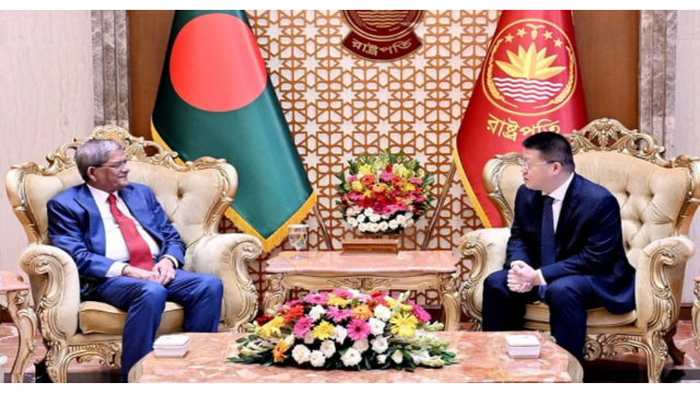 বিনিয়োগ বৃদ্ধি ও রোহিঙ্গা প্রত্যাবাসনে চীনের সহায়তা চাইলেন রাষ্ট্রপতি