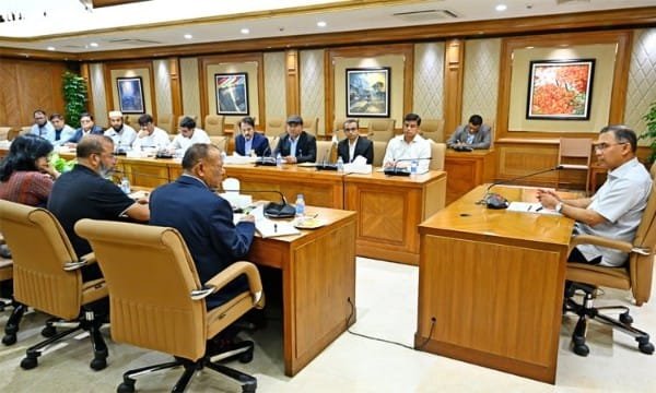 বায়ু ও শব্দদূষণ নিয়ন্ত্রণে কঠোর পদক্ষেপ, ফিটনেসবিহীন যান অপসারণ ও এআই প্রযুক্তি ব্যবহারের ওপর জোর