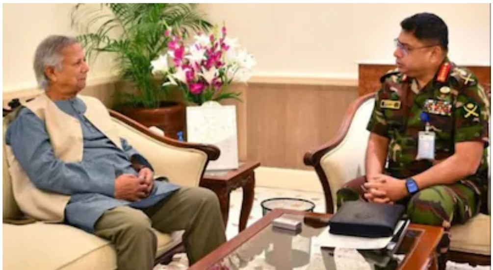 সাবেক আইন উপদেষ্টার দাবি, অন্তর্বর্তী সরকারের প্রধান হিসেবে ইউনূসকে প্রথমে চাননি সেনাপ্রধান
