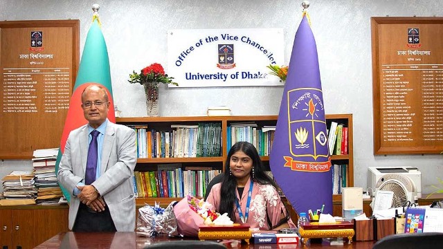 ঢাবির প্রতীকী উপাচার্য শীতল, বললেন ‘সময়টুকুই বড় সম্পদ’