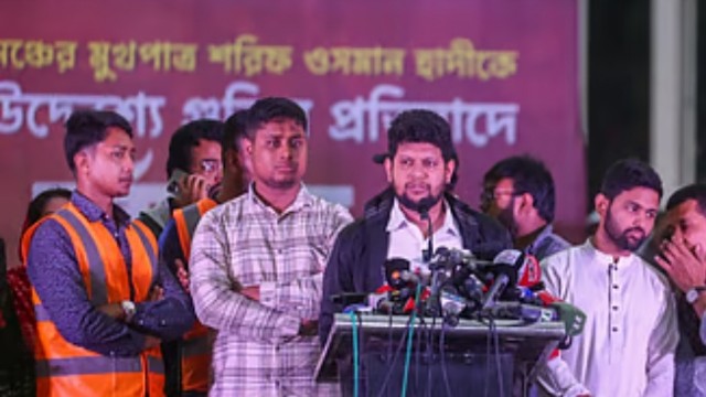 সুশীলতা করে লাভ নেই। অনেক ধৈর্য ধরা হয়েছে।”একটা লাশ পড়লে আমরা কিন্তু লাশ নেব