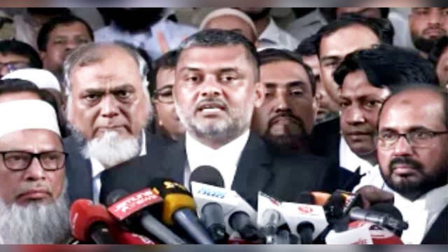 আইনজীবী শিশির মনিরের বিরুদ্ধে ধর্মীয় অনুভূতিতে আঘাতের অভিযোগে মামলার আবেদন; ডিবিকে তদন্তের নির্দেশ আদালতের, আইনজীবী বললেন ‘রাজনৈতিক উদ্দেশ্য’