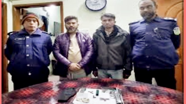 কমব্যাট পিস্তল ও ইয়াবাসহ গফরগাঁওয়ে বিএনপি নেতা গ্রেফতার, উত্তাল রাজনীতি—মানববন্ধনে প্রতিবাদ