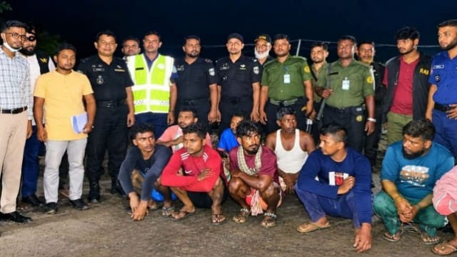 ময়মনসিংহে অবৈধ সিসা কারখানা বন্ধ, ৭ শ্রমিকের কারাদণ্ড