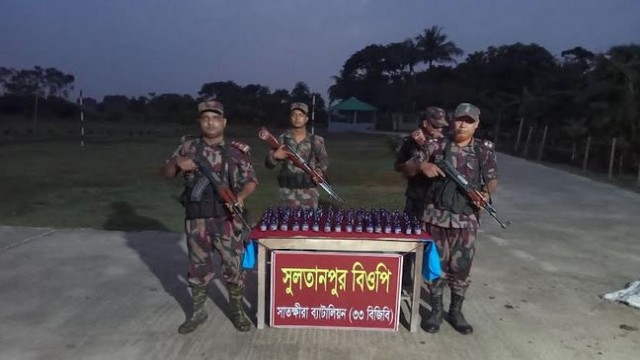 সাতক্ষীরা সীমান্তে বিজিবির অভিযানে ভারতীয় মালামাল জব্দ