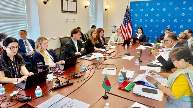 যুক্তরাষ্ট্রের সঙ্গে চুক্তি নিয়ে ব্যবসায়ীদের সঙ্গে কাল বসছে সরকার