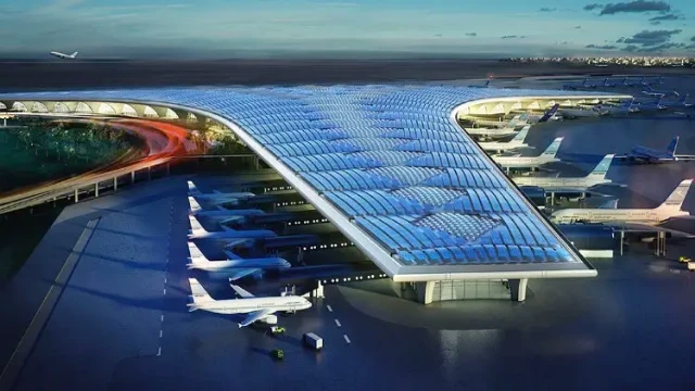 কুয়েত বিমানবন্দরে ড্রোন হামলায় আহত একাধিক